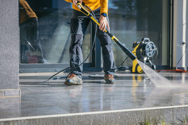 Best Pool Deck Cleaning  in Metter, GA